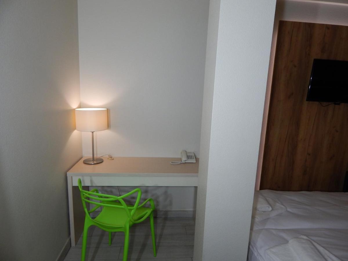 Agat Apartament Czarna Gora 西恩纳 外观 照片